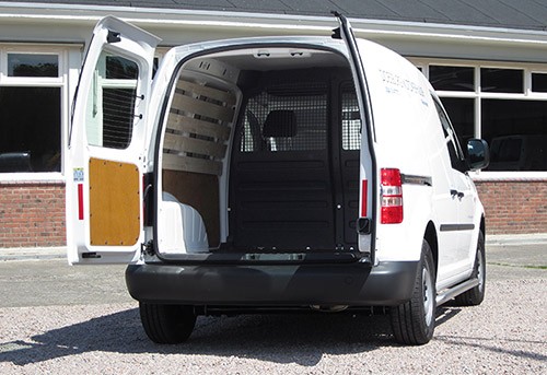 2Volkswagen-caddy-3m3-back